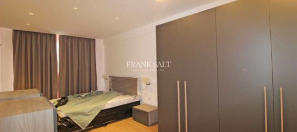 3 bedrooms Maisonette in Zurrieq, Malta No. 8123 8