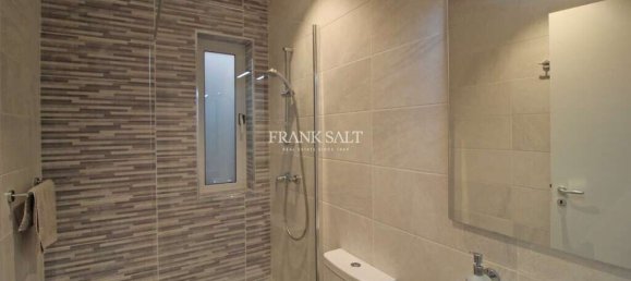 3 bedrooms Maisonette in Zurrieq, Malta No. 8123 10