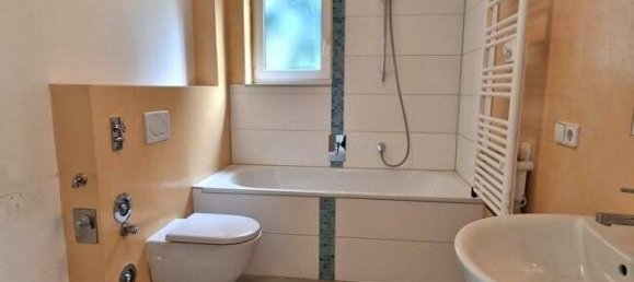 Здание с 13 комнатами в Хайльбронн, Германия № 61733 21