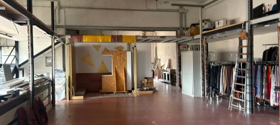 415m² Warehouse in Perugia, Italy No. 50276 3