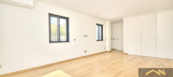 4 bedrooms Villa in Loule, Portugal No. 144401 16