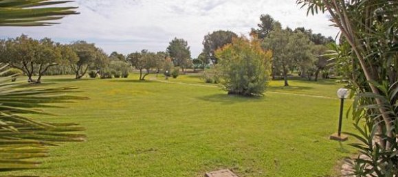 Вилла с 4 комнатами в Пула, Италия № 119116 4