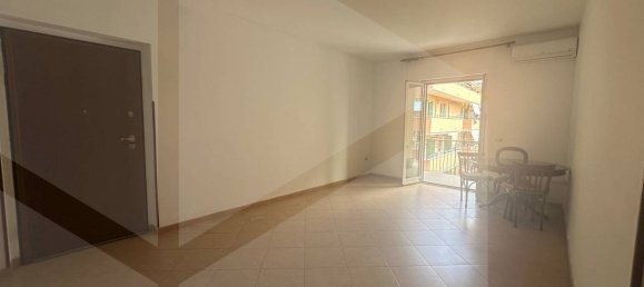 3-salle Appartement à Giugliano in Campania, Italy No. 22013 6