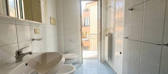3-salle Appartement à Giugliano in Campania, Italy No. 22013 20