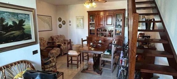 4 rooms Apartment in Luni, Italy No. 309692 2