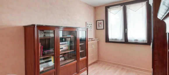 4 rooms Apartment in Chartres, France No. 279918 11