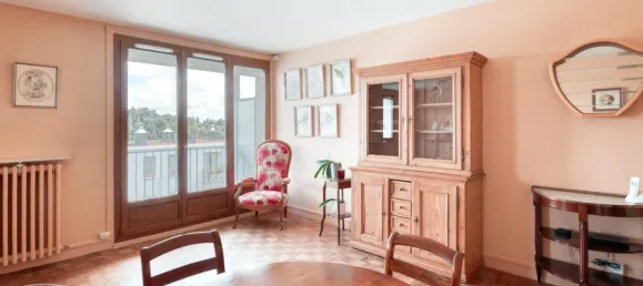 4 rooms Apartment in Chartres, France No. 279918 2