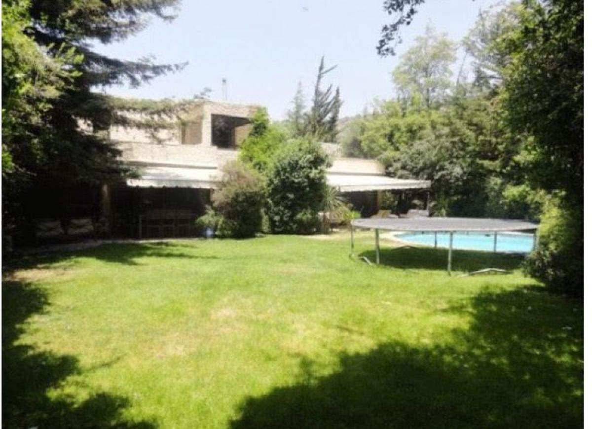 5 bedrooms House in Santiago, Chile No. 2397