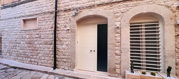 2 Schlafzimmer Wohnung in Trani, Italy, Nr. 372785 24