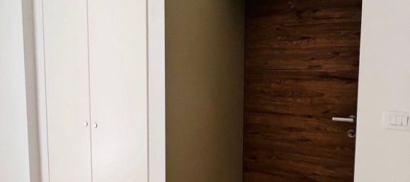 2 Schlafzimmer Wohnung in Trani, Italy, Nr. 372785 2