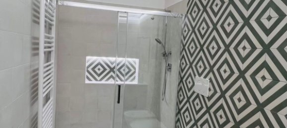 2 Schlafzimmer Wohnung in Trani, Italy, Nr. 372785 4