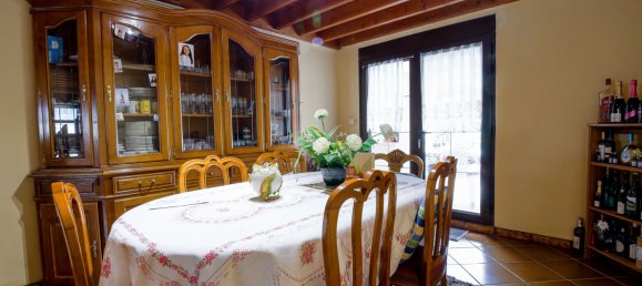 3 bedrooms House in Floirac, France No. 104339 3