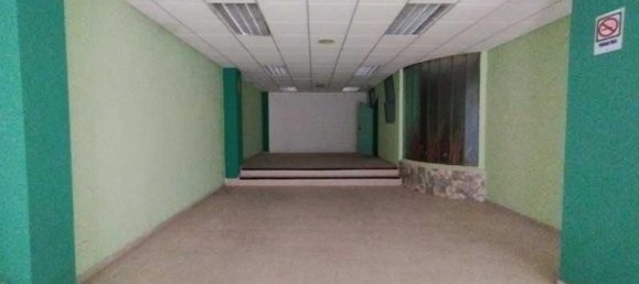 114m² Commercial property in Zaragoza, Spain No. 64860 7