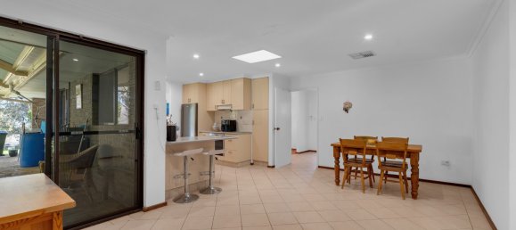 3 Schlafzimmer Haus in Mount Nasura, Australia, Nr. 291 15