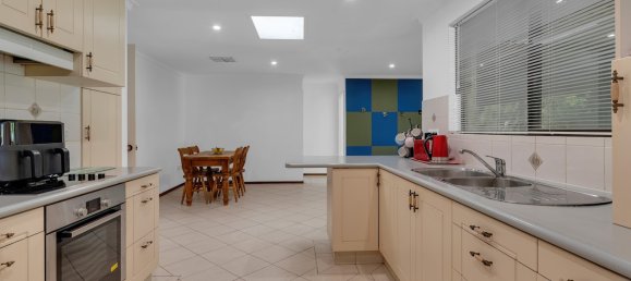 3 Schlafzimmer Haus in Mount Nasura, Australia, Nr. 291 18