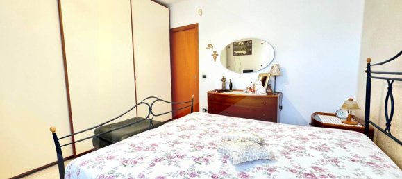 3 rooms Commercial property in Matera, Italy No. 34360 16