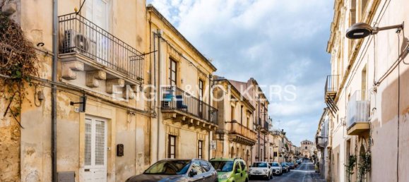 1 Schlafzimmer Haus in Noto, Italy, Nr. 127344 3