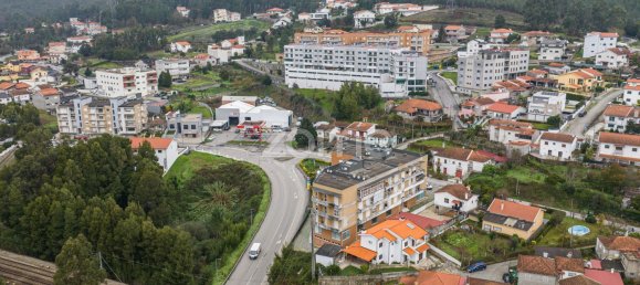 39m² Commercial property in Sobreira, Portugal No. 50557 2