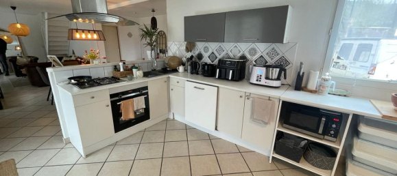 4 bedrooms Villa in Tarn, France No. 339375 7