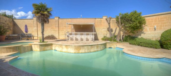 Villa de 3 dormitorios en Iklin, Malta No. 1374 2