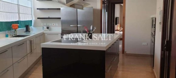 3 bedrooms Penthouse in Saint Julian's, Malta No. 4783 8