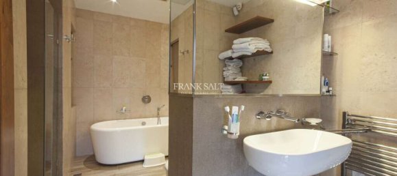 3 bedrooms Penthouse in Saint Julian's, Malta No. 4783 12