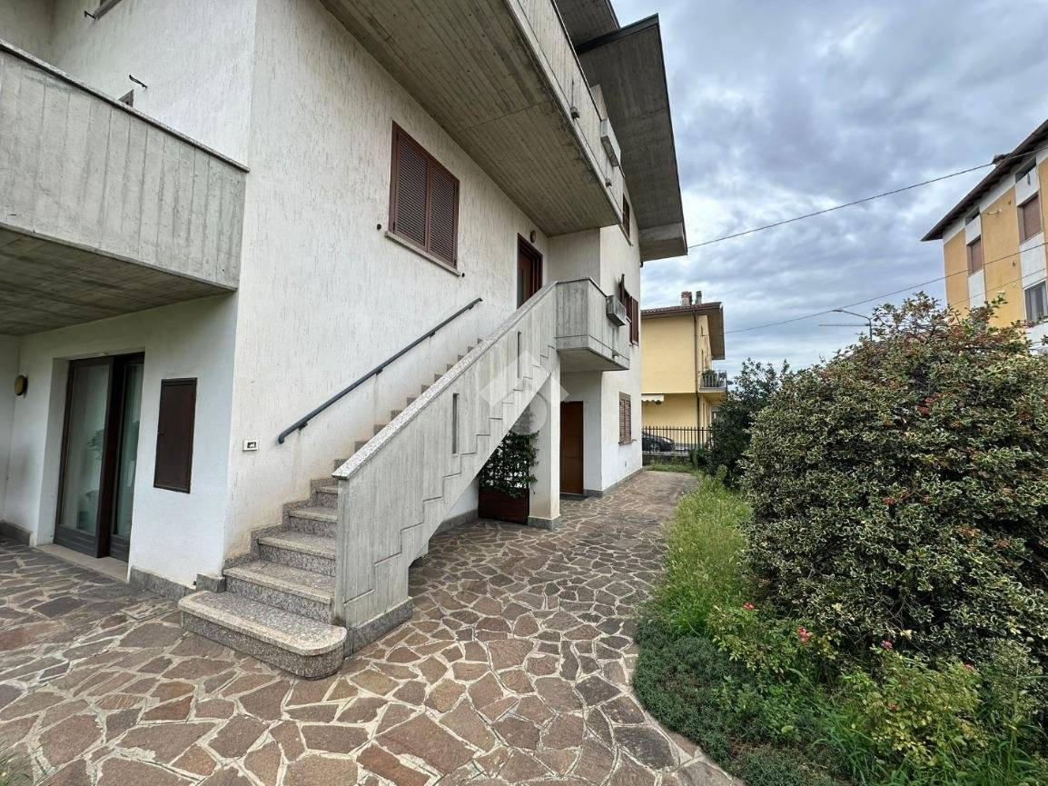 3 chambres Appartement à Palazzolo sull'Oglio, Italy No. 341459