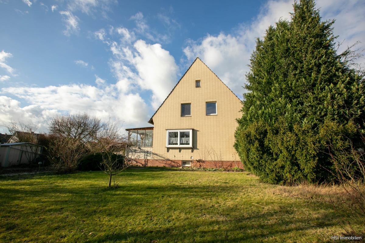 6 rooms Townhouse in Peine, Germany No. 151877