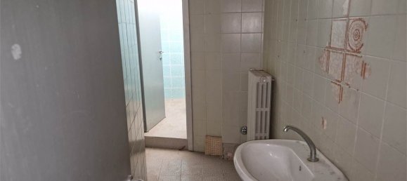 4غرفة مرآب في Como, Italy رقم 76980 10