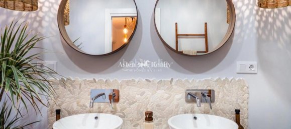 Вилла с 4 спальнями в Арона, Испания № 124662 32