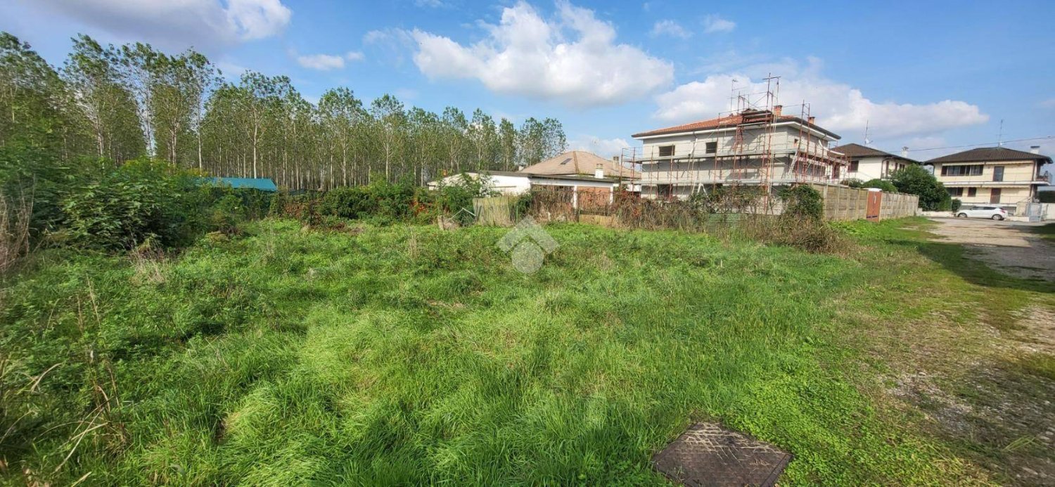 Terrain à Robecco sul Naviglio, Italy 1007m² No. 115465