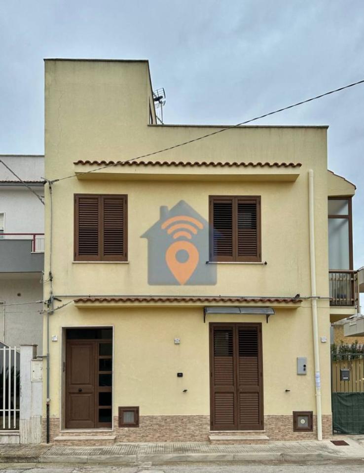 5 rooms Apartment in Castelvetrano, Italy No. 109465