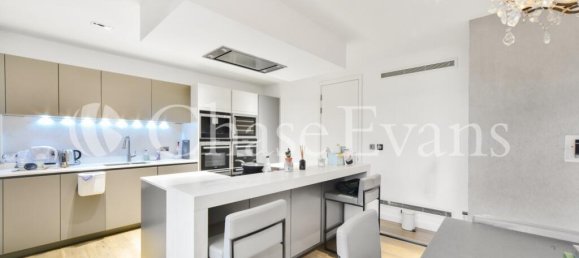 2 bedrooms Apartment in London, United Kingdom No. 4270 2
