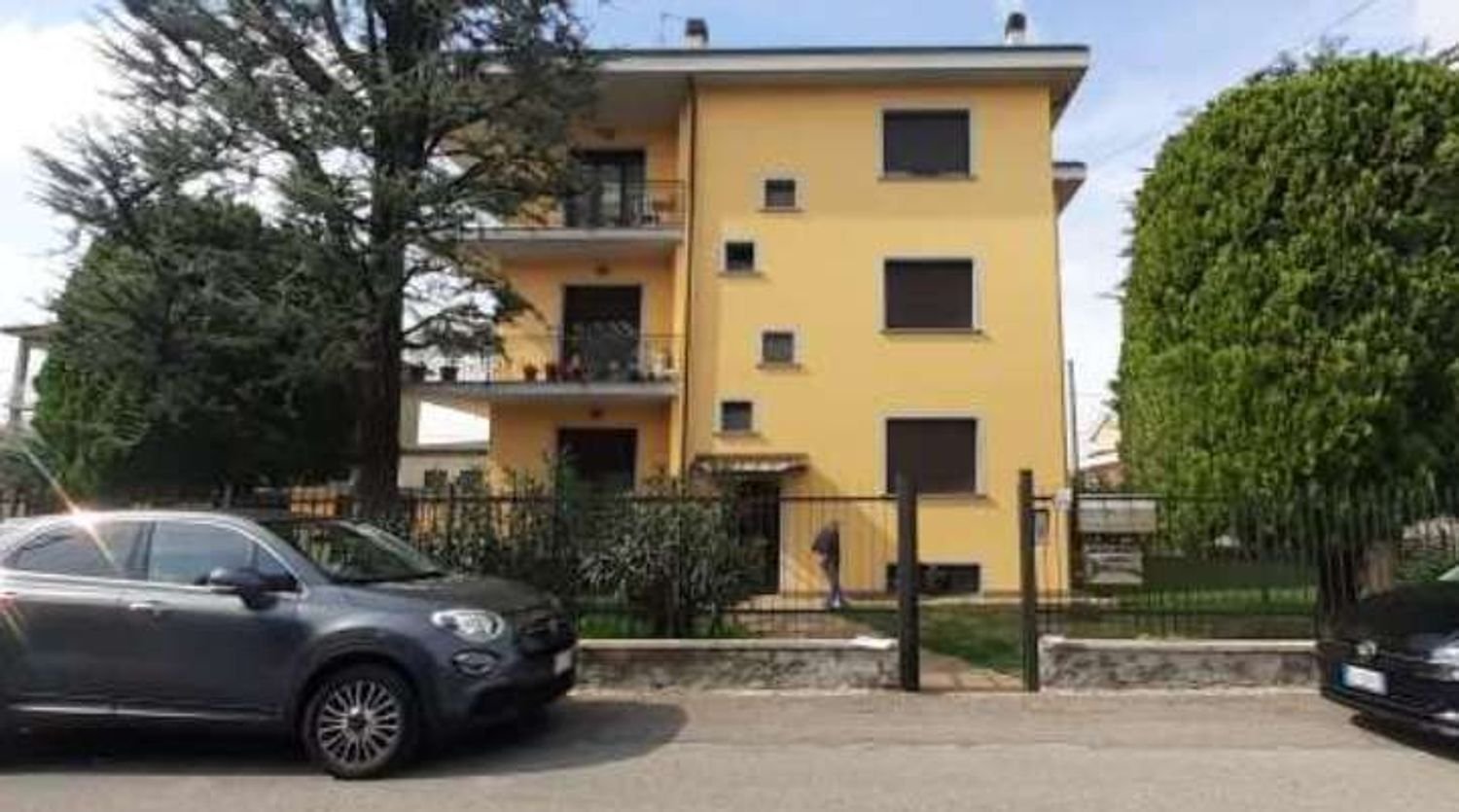 4 rooms Apartment in Urgnano, Italy No. 6129