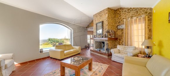 3 bedrooms House in Colares, Portugal No. 49619 9