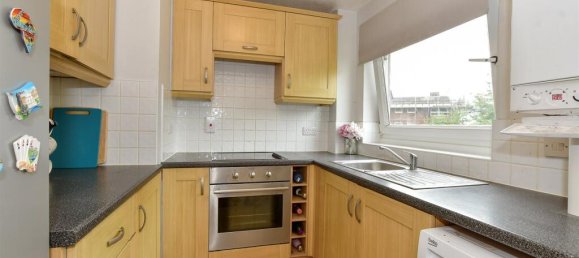 2 Schlafzimmer Maisonette-Wohnung in Essex, United Kingdom, Nr. 4164 3