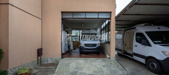 Villa de 4 habitaciónes en Pozzuolo Martesana, Italy No. 290591 20