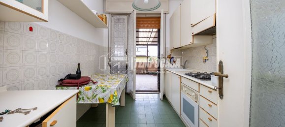 Villa de 4 habitaciónes en Pozzuolo Martesana, Italy No. 290591 7
