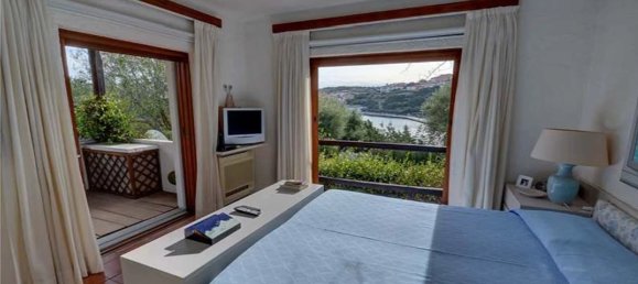 4 Schlafzimmer Villa in Olbia, Italy, Nr. 67940 9