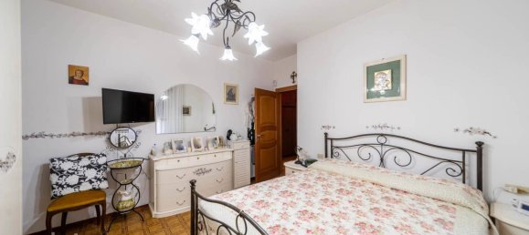 Apartamento de 3 dormitorios en Rimini, Italy No. 319829 35