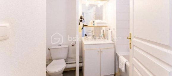 Studio in Valence, France No. 303765 3