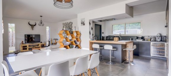 4 غرف نوم منزل في Saint-Andre-de-Cubzac, France رقم 287075 3