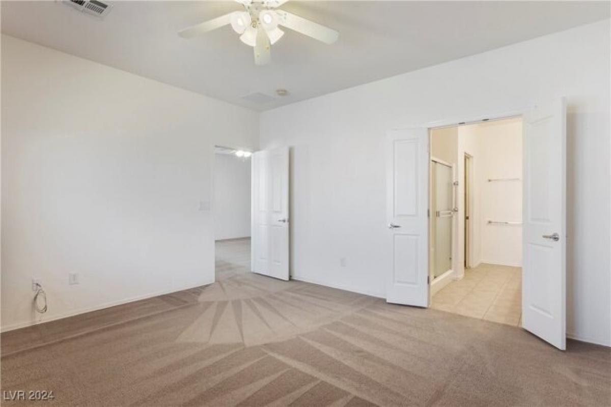 3 bedrooms House in North Las Vegas, USA No. 393971