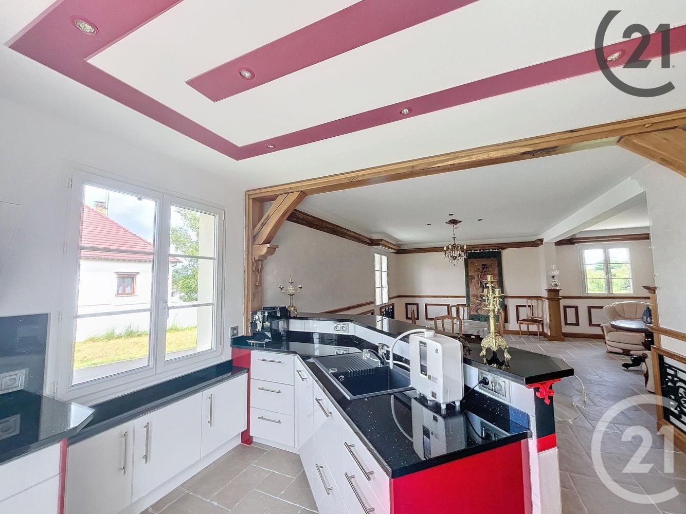 Casa de 4 dormitorios en Bouranton, France No. 257569