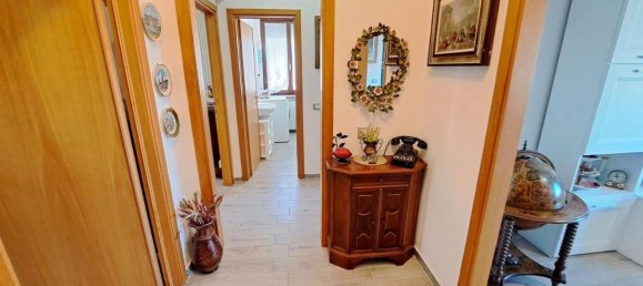 4 rooms Apartment in Rosignano Marittimo, Italy No. 125585 6
