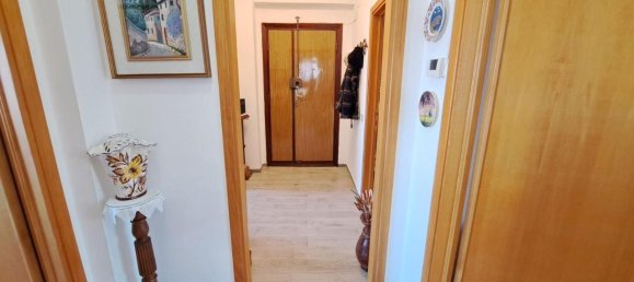 4 rooms Apartment in Rosignano Marittimo, Italy No. 125585 15