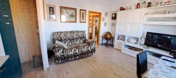 4 rooms Apartment in Rosignano Marittimo, Italy No. 125585 2