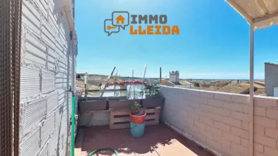 3 bedrooms Townhouse in Lleida, Spain No. 206050