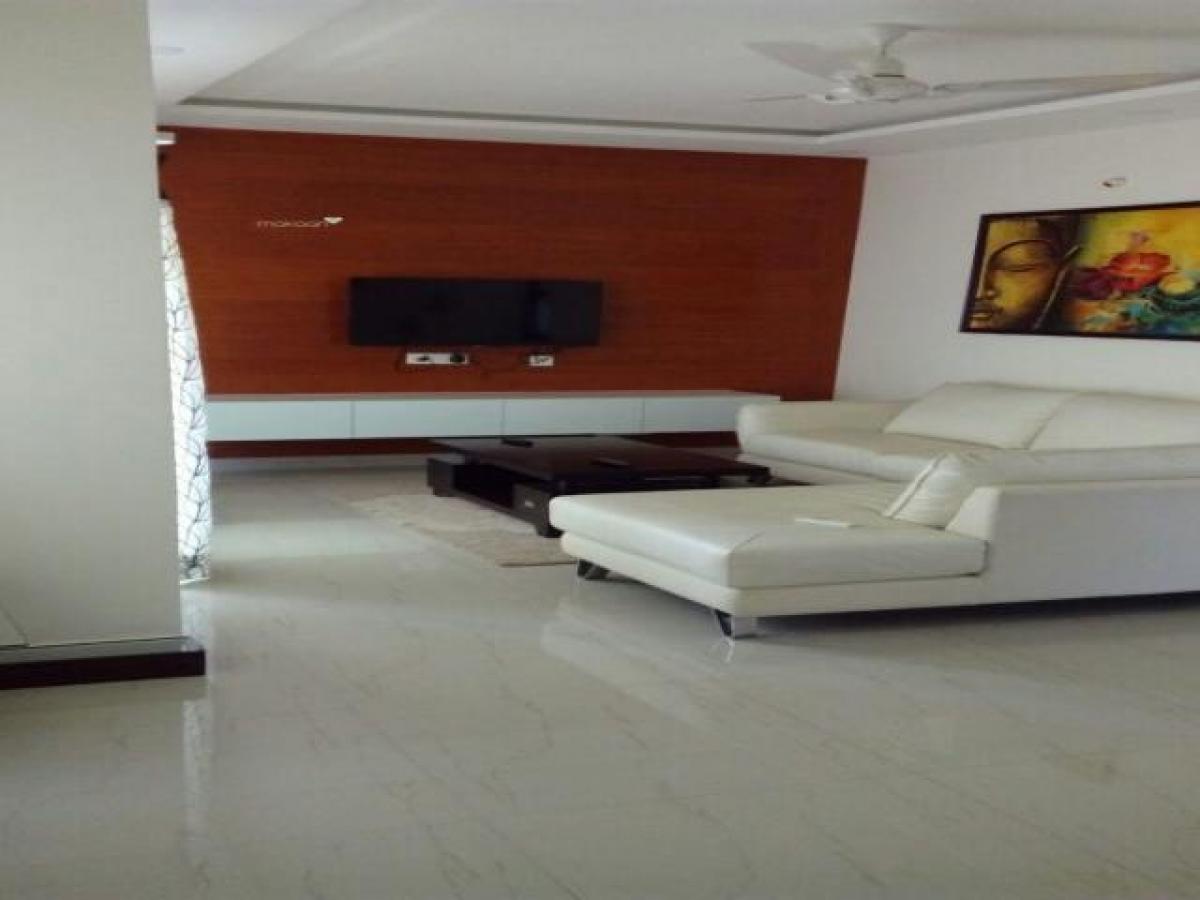3 bedrooms House in Hyderabad, India No. 43978
