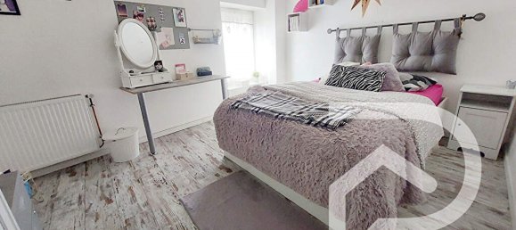 4 bedrooms Villa in Crepy-en-Valois, France No. 79914 7